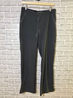 MOBB gray Elastic Waist scrub pants, small